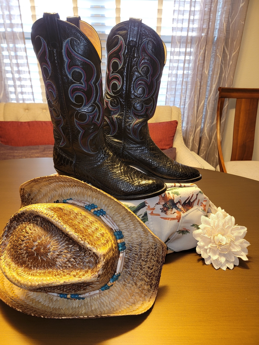 Black Western Cowboy Boots with Embroidered Accent -